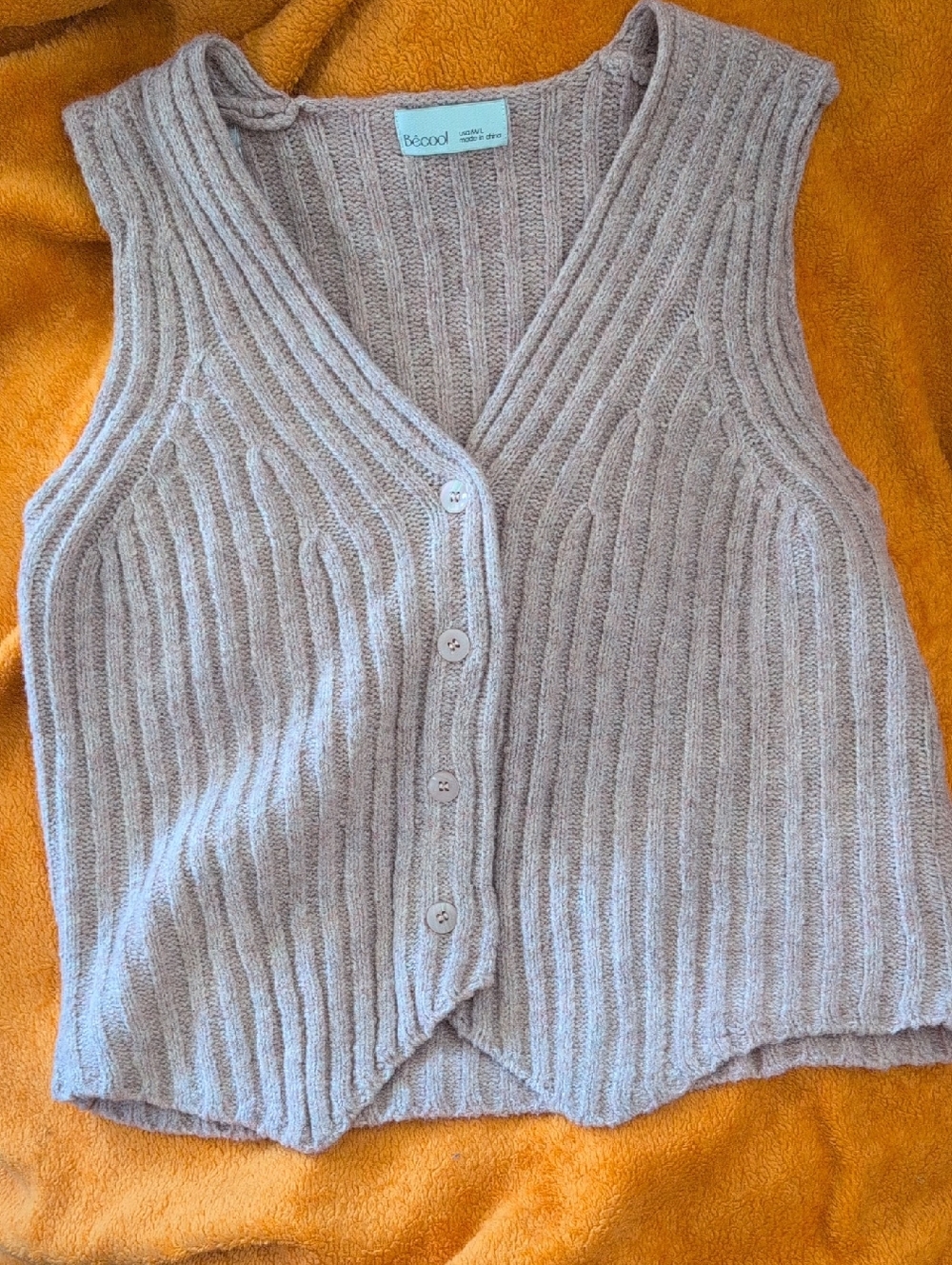 BE COOL Ribbed V-Neck Button-Front Sweater Vest in Light Taupe
